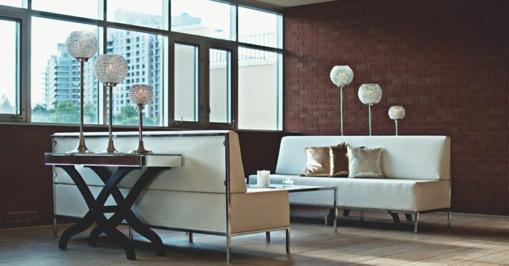 בריקים ואבני סיליקט