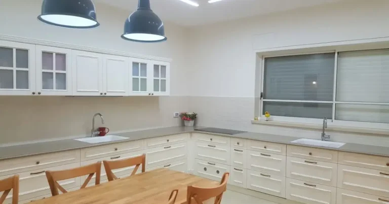 ניסים אברג'יל מטבחי עונג