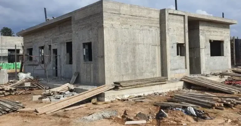 אבן פינה תומר אבירם